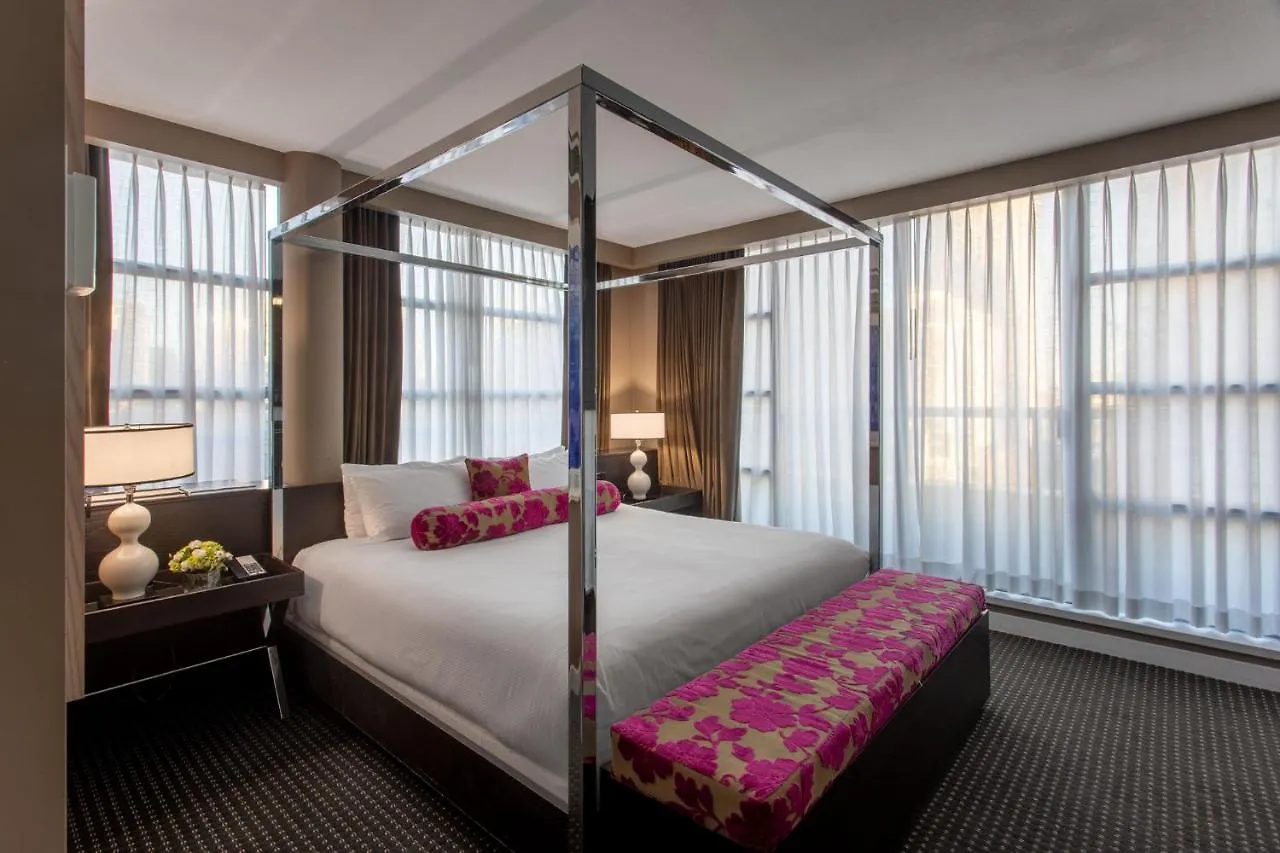 Opus Vancouver Hotell