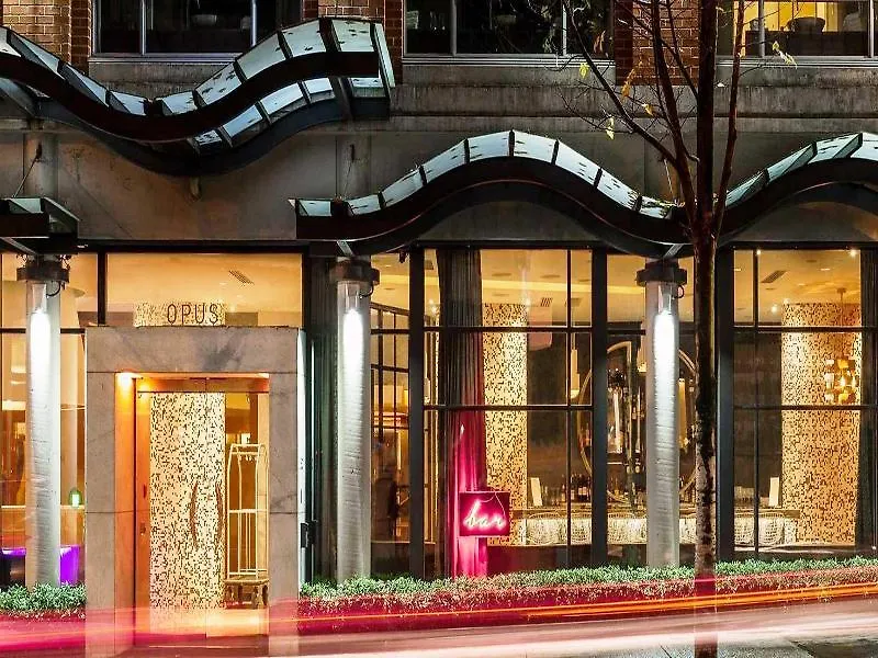Opus Vancouver Hotell