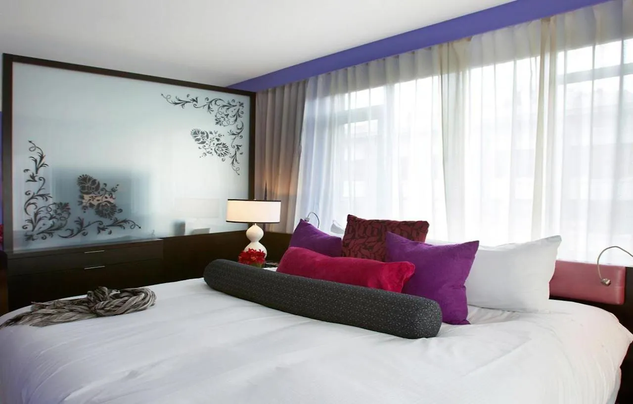 Opus Vancouver Hotell